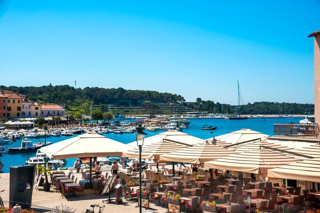 Carera Seaview Apartments Ровінь Екстер'єр фото